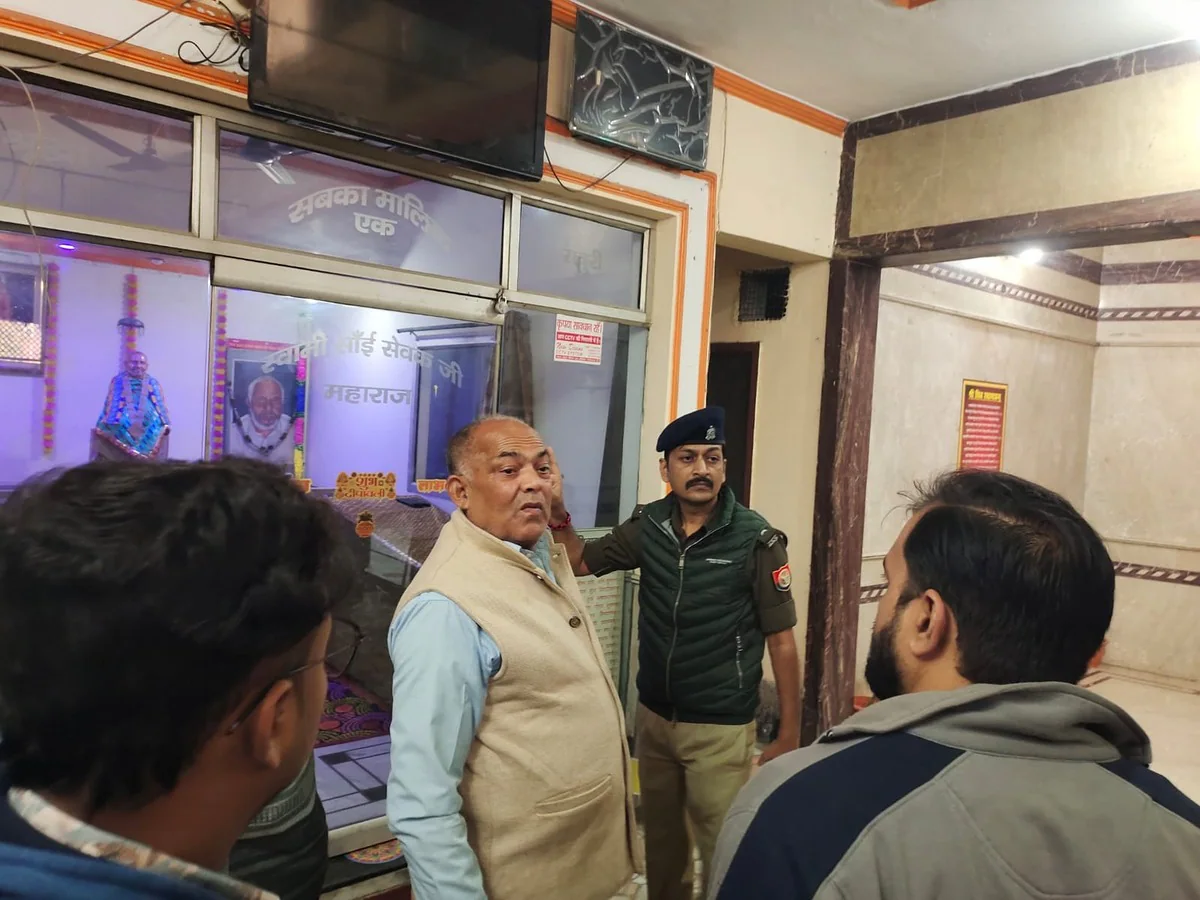 UP Top News Today: बदायूं में पुजारी की हत्या, लखीमपुर में एनकाउंटर