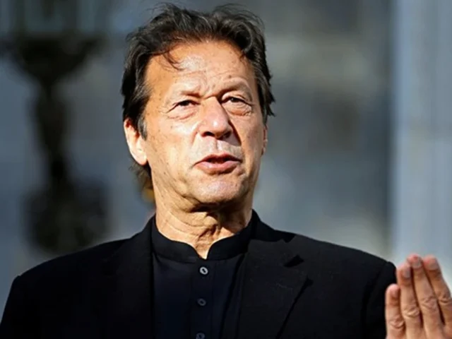 ‘अगर मेरे भाई को कुछ हुआ तो सेना प्रमुख के…’इमरान खान की बहन ने शहबाज शरीफ और मुनीर को दी सीधी धमकी