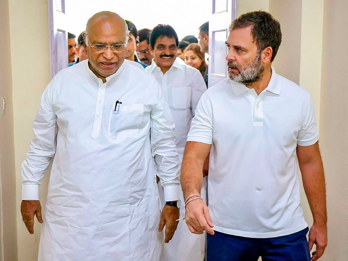 BJP के साए में नहीं कर रहे काम, साबित करे चुनाव आयोग; वोट चोरी और SIR पर खरगे की नई चुनौती