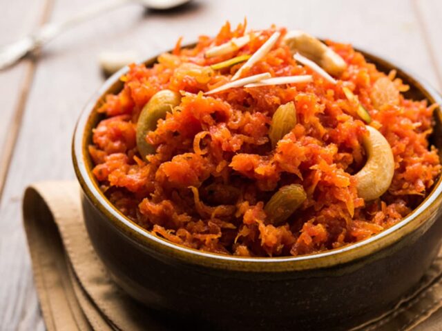 Halwa: मिनटों में तैयार करें स्वादिष्ट गाजर का हलवा, जानिए इसे बनाने के आसान और स्मार्ट तरीके….
