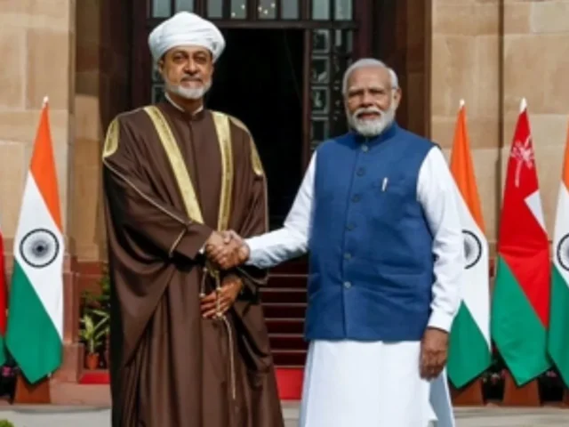 पीएम मोदी को ओमान के सर्वोच्च नागरिक सम्मान से नवाजा गया, कम्युनिटी प्रोग्राम की तस्वीरें कीं शेयर
