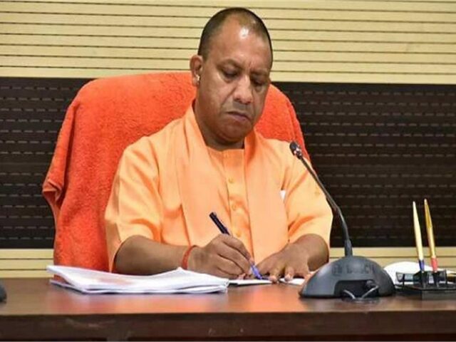 सीएम योगी की अध्यक्षता में हुईं कैबिनेट की बैठक, 18 मंडलों में नए डीडीआरसी केंद्र खोलने की मिली मंजूरी