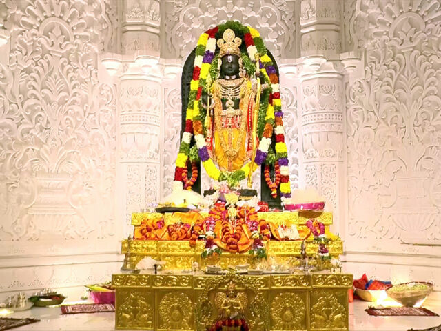 अयोध्या में प्रतिष्ठा द्वादशी का भव्य उत्सव शुरु, राजनाथ सिंह और सीएम योगी ने किया श्रीराम का पूजन