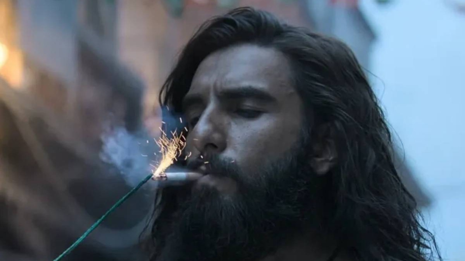 Dhurandhar Box Office Collection: धमाकेदार ओपनिंग के बाद ‘धुरंधर’ ने बॉक्स ऑफिस पर मचाया तहलका, 2 दिनों में किया शानदार कलेक्शन