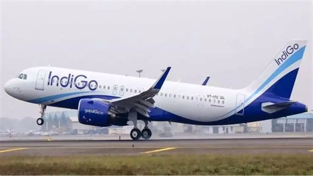 IndiGo: इंडिगो की करीब 500 से ज्यादा फ्लाइट कैंसिल, कई एयरपोर्ट्स पर यात्रियों ने जमकर किया हंगामा