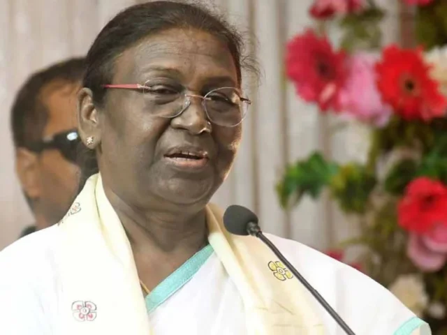 VB-G RAM G Act: राष्ट्रपति द्रौपदी मुर्मु ने ‘वीबी-जी राम जी’ विधेयक को दी मंजूरी, ग्रामीण मजदूरों को 100 के बदले मिलेगा 125 दिन का वेतन