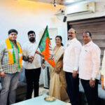 महाराष्ट्र में नगर निगम चुनाव से ठीक पहले सियासी हलचल तेज, कांग्रेस से निलंबित 12 पार्षद बीजेपी में शामिल