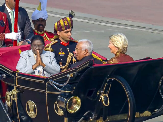 History Of Royal Carriage: राष्ट्रपति द्रौपदी मुर्मू ने गणतंत्र दिवस पर विदेशी अतिथियों के साथ की शाही बग्घी में सवारी, जानें इसका सालों पुराना इतिहास…