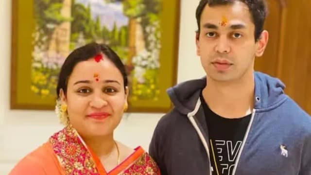 Prateek Yadav divorce: प्रतीक यादव ने अपर्णा यादव से तलाक के दिए संकेत, सोशल मीडिया पोस्ट से मची सियासी हलचल