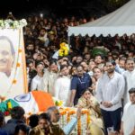 Ajit Pawar Funeral: नम आंखों और ‘अमर रहें’ के नारों के बीच पंचतत्व में विलीन अजित पवार, बेटों ने दी मुखाग्नि