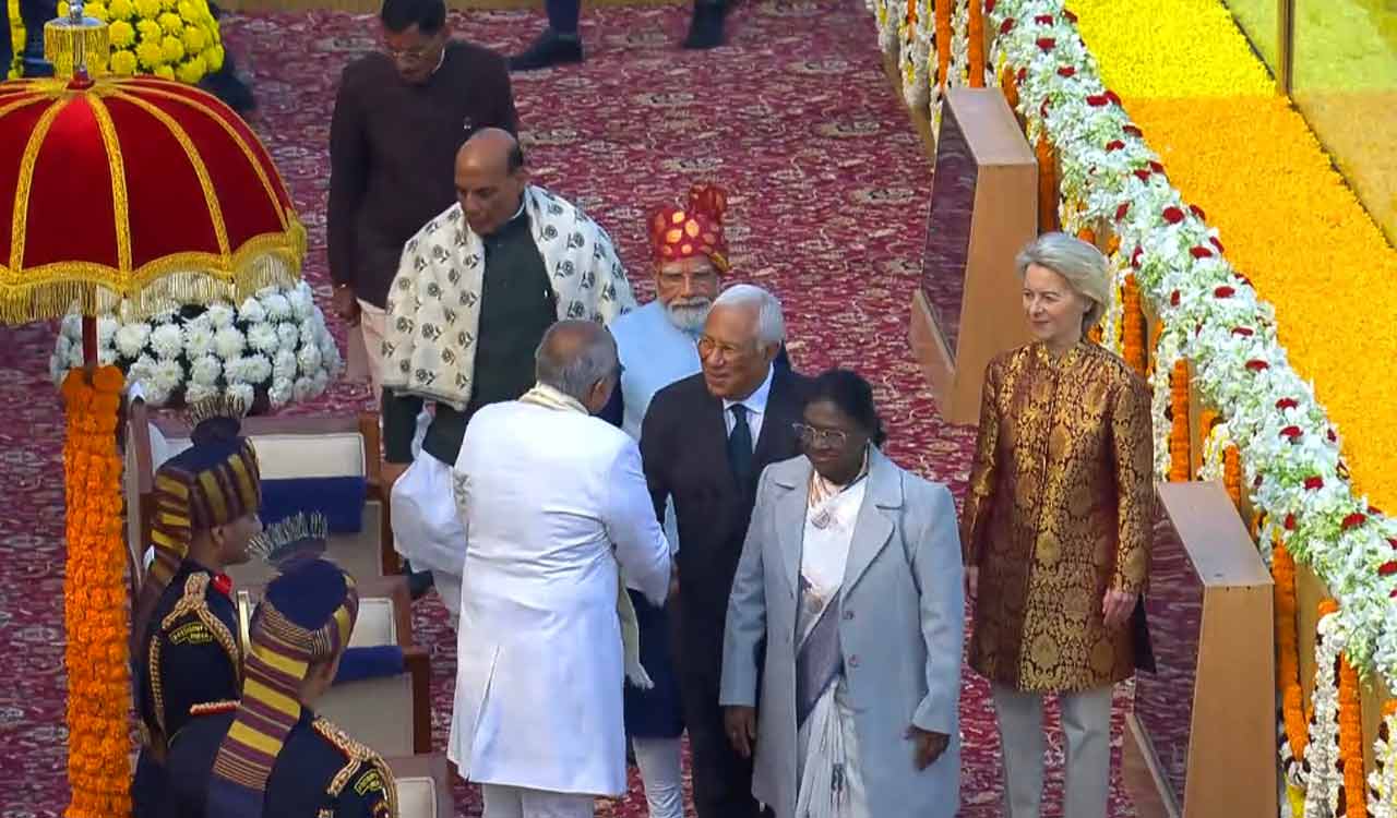 Republic Day of India: 77वां गणतंत्र दिवस पर कर्तव्य पथ पर भारत की ताकत और संस्कृति का भव्य प्रदर्शन, यूरोपीय संघ के शीर्ष नेता बने मुख्य अतिथि