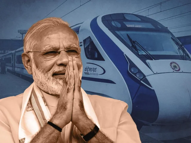 PM Modi Kerala Visit: पीएम मोदी ने केरल को दी नई ट्रेनों और इनोवेशन हब की सौगात, बोले- “तिरुवनंतपुरम बनेगा देश का मॉडल शहर”