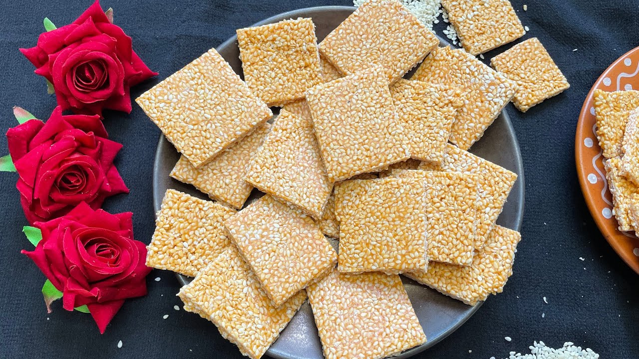 Makar Sankranti Special: मकर संक्रांति में घर पर बनाएं पारंपरिक तिल-गुड़ की कुरकुरी गजक, जानिए इसे मिनटों में तैयार करने की आसान रेसिपी…