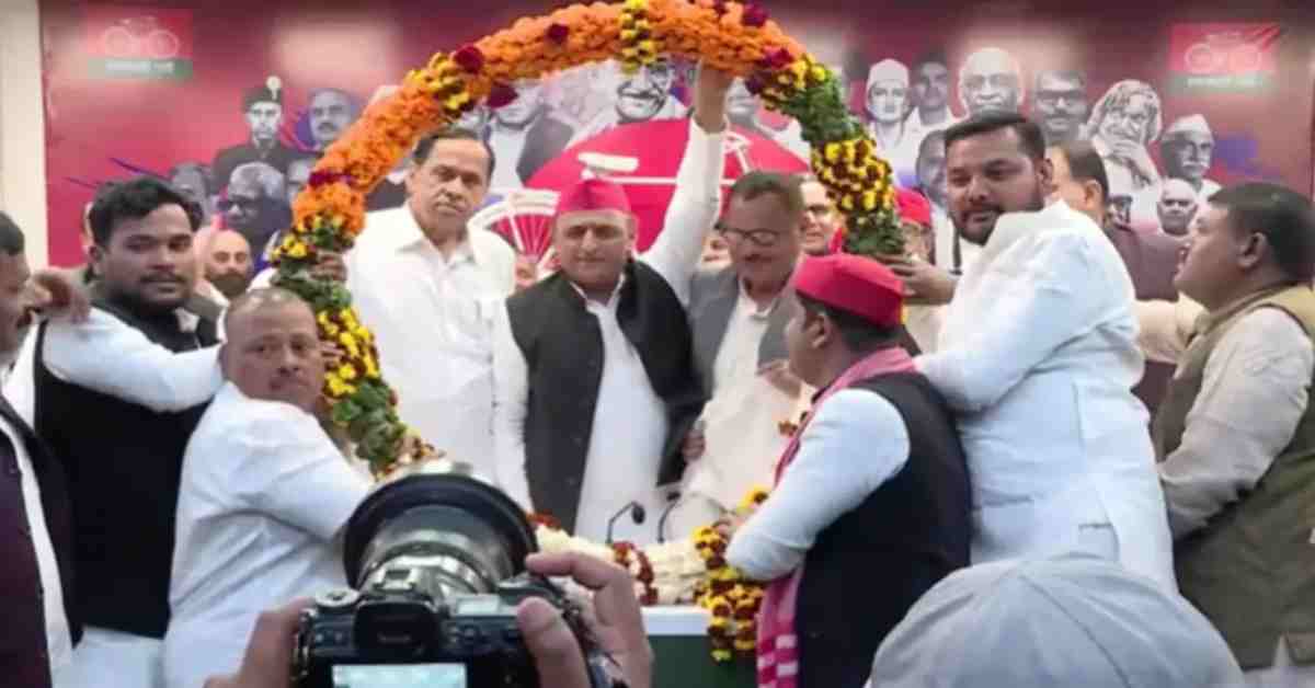 Naseemuddin Siddiqui joins SP