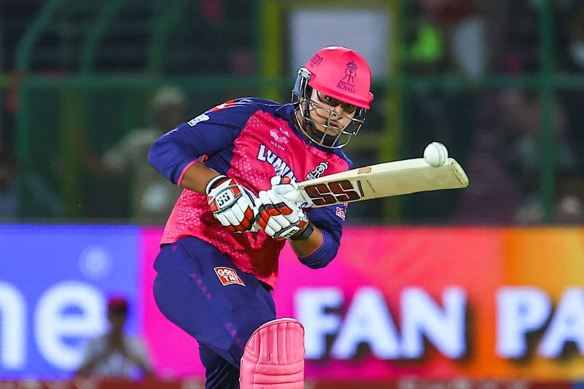 IPL 2026:वैभव सूर्यवंशी के तूफान में उड़ी आरसीबी, ऑरेंज कैप पर कब्जा और विराट कोहली का ‘स्पेशल ऑटोग्राफ’ बना चर्चा का विषय